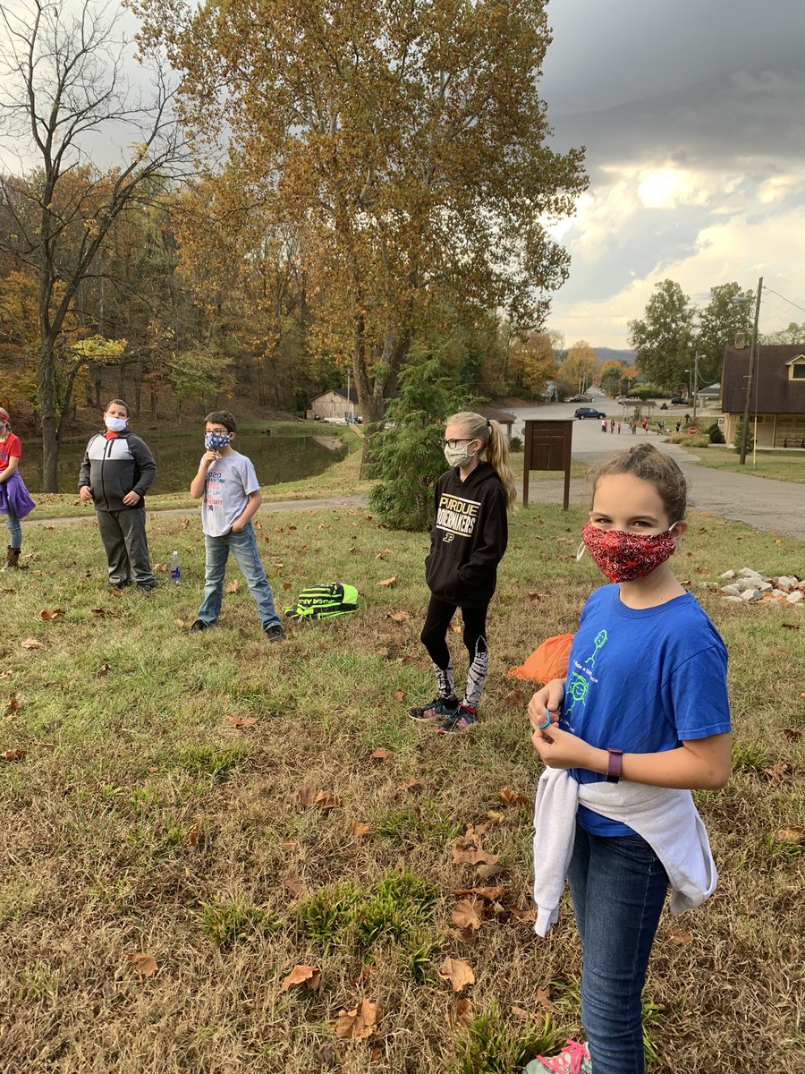 MrsSteury's tweet photo. Starting the day off right with the Bradford Woods experience!  @AllThingsBell https://t.co/2OPrU6meNK