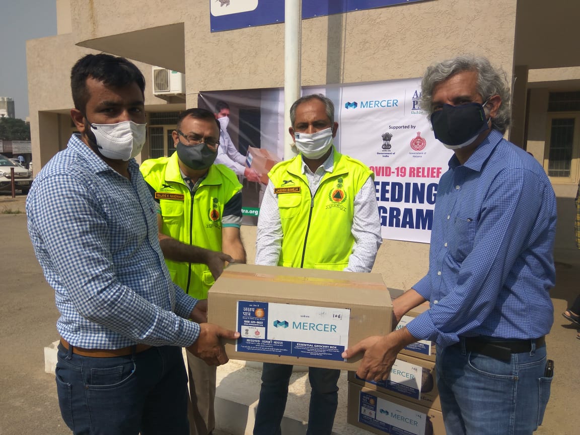 M_A_NI_S_'s tweet photo. #onemmc
#mercercares
#ourimpact
@mercer के सहयोग से Akshaya Patra Foundation ने टीम @cdgurugram को गुरुग्राम की सेवा का पुनः मौका दिया।
जो भी संसाधन उपलब्ध हो रहे है टीम जरूरतमन्दों तक पहुंचा रही है।
@AmitKhatriIAS
@mlkhattar 
@TOIGurgaon 
@PIBChandigarh 
@arunbothra 
@ndmaindia https://t.co/KcatclOvZx