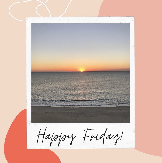 DarBatrowny's tweet photo. Happy Friday! Do you have any weekend plans?
☀️link in bio☀️
#thepowerofmomswithdreams #weekendvibes #weekendmood #fridayishere #fridayvibes #fridaymood #readabook #beachvibes #beach #momlife #mombooks #mombookclub #energy #loa #behappy #happiness https://t.co/uPpwB8vO8n