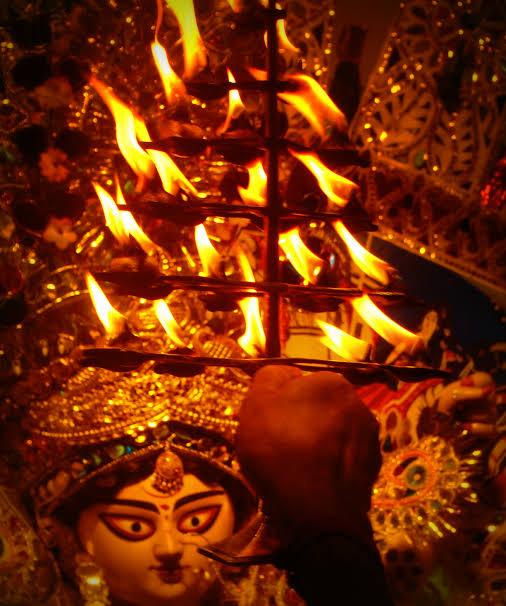  #ThreadSANDHI PUJA is one of the most important ritual of Durga puja performed in the last 24 minute of Mahastami & first 24 min of NavamiThis 48 min period of Sandhi is considered most pious & powerful period of Navaratri.108 lamp are lit & 108 Lotus flower,108 Bilba Patra