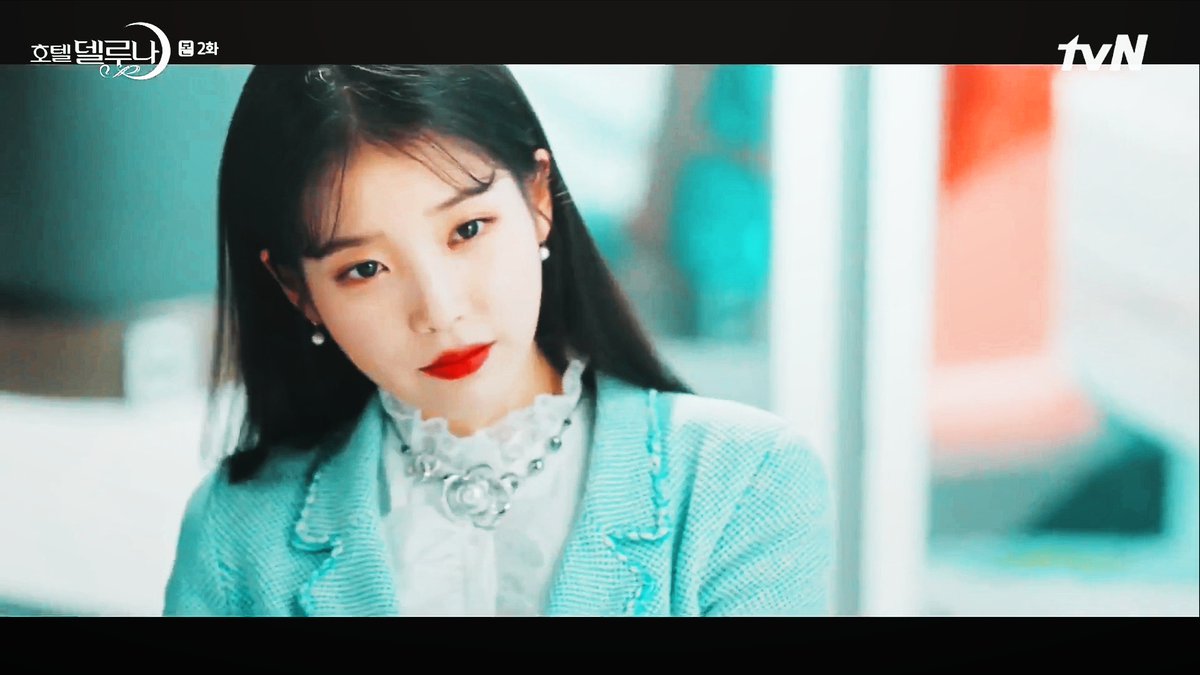 she change 5-6 outfits in one episode and manages to look gorgeous in all of them  #HotelDelLuna