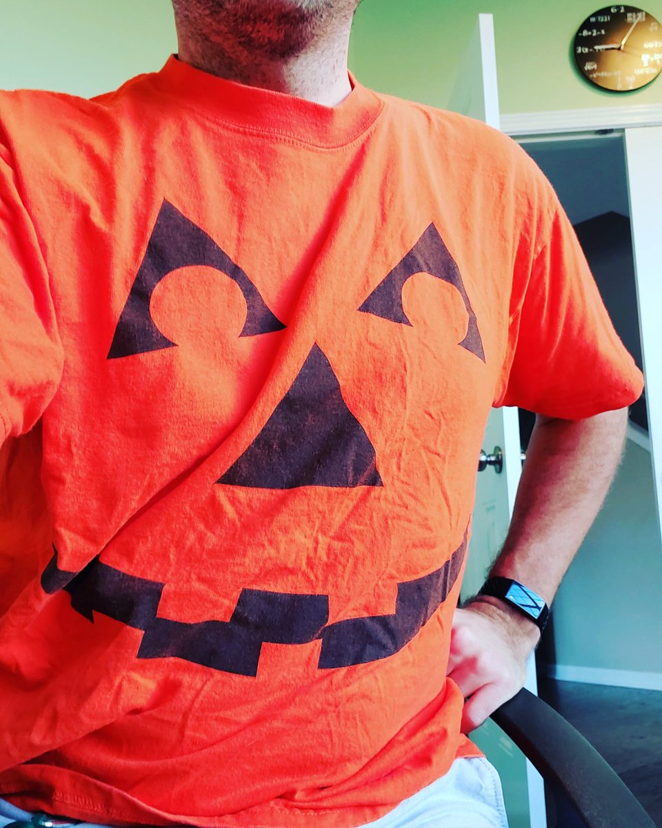 WIHI_WIMA's tweet photo. Dual purposed #wimahispiritweek2020 & holiday themed thanks to the teacher spirit color of orange. Make sure to rep your class colors today & tag a spirit member like @simdiaguwa Happy Friday! #WIMAHIpl https://t.co/lIMwkd3JJd