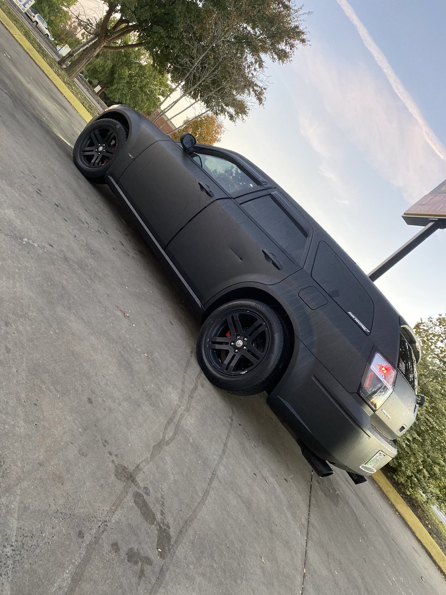 OneStopShopDee's tweet photo. Running a car wrap special🥳 the rest of the month starting today 800 all cars ANY COLORS🗣📊 ❗️❗️❗️❗️❗️ #CARSONLY trucks,suvs,vans different price ❗️#ISSAWRAP LETSSSSS GOOOOO🔥 #OneStopShopLoadingggg🎨🛠 https://t.co/4EVfiMrCQe