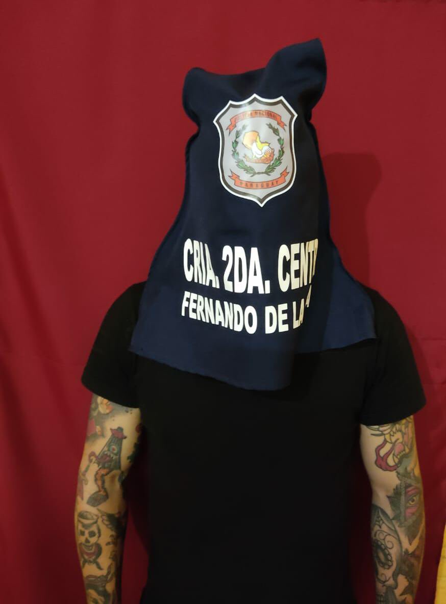 juanmaencisod's tweet photo. El presunto autor del maltrato a Shelby, ya se encuentra detenido.
Agradecemos a la Policía por la ayuda, y la cooperación de la Fiscalía, para que se haga justicia!
Acercamos toda la documentación y evidencia recabada!

#CarcelPorMaltratoAnimalYA https://t.co/xgpmV8ptUw
