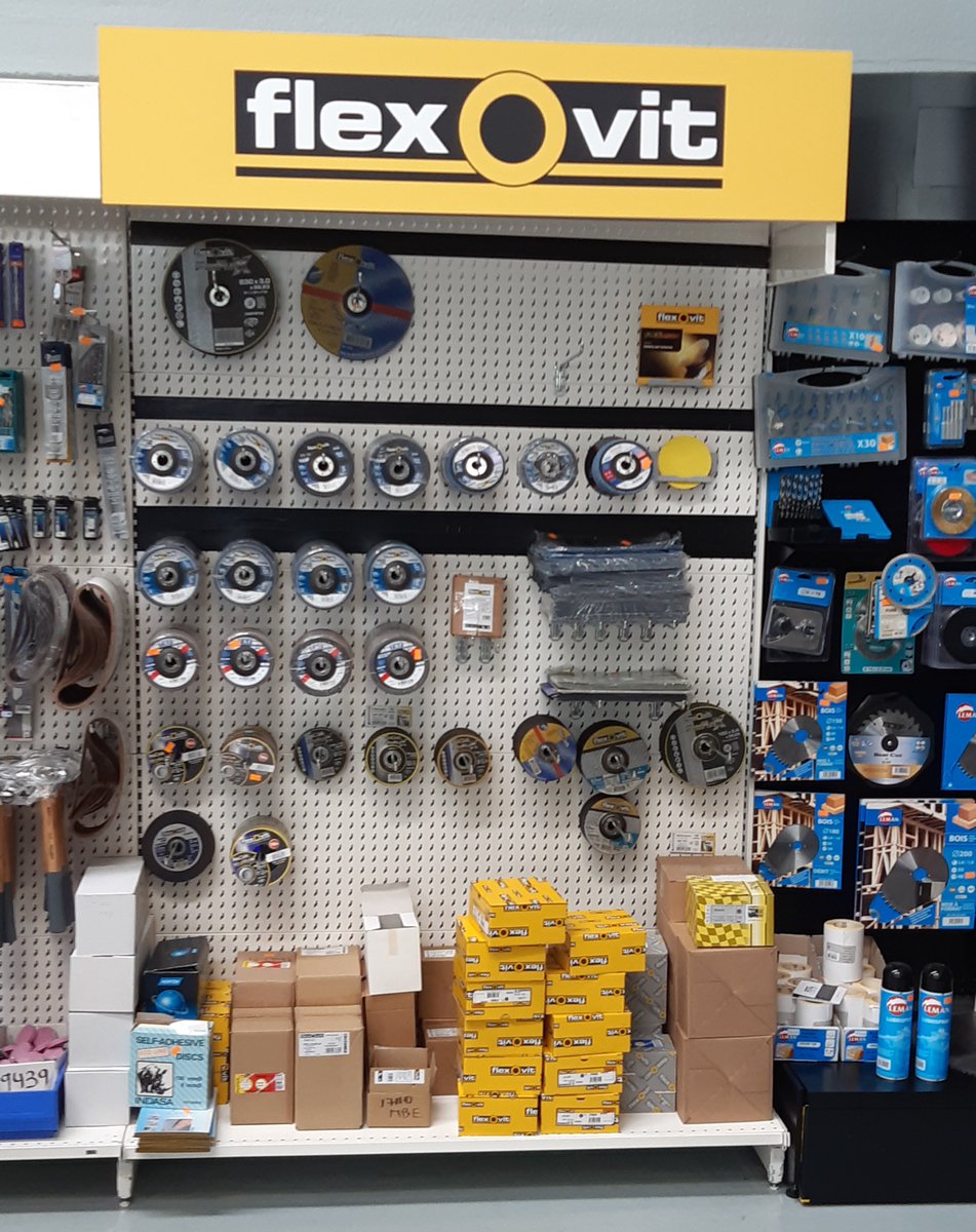 Flexovit_ES's tweet photo. Así de bien luce el nuevo expositor de #Flexovit 👌👌 en la exposición de nuestro distribuidor @Roal_Industrial
¡¡Gracias por la foto!! 😍😍
#FlexovitAbrasivosEspaña
#Abrasivos #SaintGobain https://t.co/7nmKfv90lm