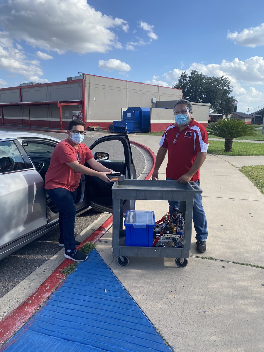 SHSCTE (@shscte1) on Twitter photo Mr Hernandez SHS Engineering teacher providing drive by services to our robotics students to provide equipment so they can continue their knowledge from home #virtuallearning #STEM #pltw <a href="/TheLatestStrike/">Sharyland Rattlers</a> <a href="/SharylandISDCTE/">Sharyland ISD</a> Mr Hernandez SHS Engineering teacher providing drive by services to our robotics students to provide equipment so they can continue their knowledge from home #virtuallearning #STEM #pltw <a href="/TheLatestStrike/">Sharyland Rattlers</a> <a href="/SharylandISDCTE/">Sharyland ISD</a>