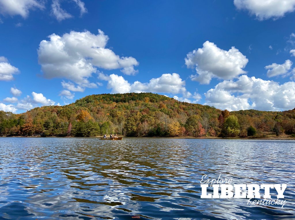 liberty_ky's tweet photo. Lake Liberty, KY. #fall #autumn #libertyky #caseycounty #kentucky #travelky #kytourism #roadtrip #lakeviews #findingliberty #lakeliberty #lakelife #kentuckytourism #onlyinkentucky #reflection #fallvibes #reflections #couds #canoe https://t.co/TEdnmSO4Sh