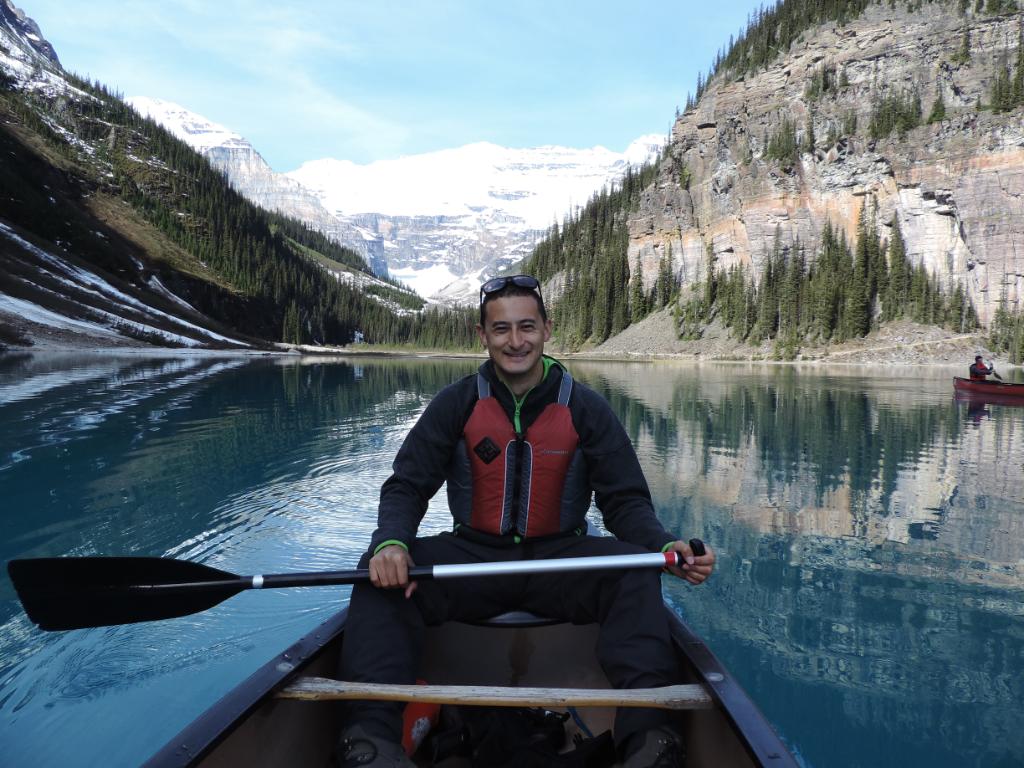 MayoRadiologyAZ's tweet photo. For this week's #FridayFeaturing, we meet Ken Zurcher, MD (PGY4/R3). He graduated from the nearby University of Arizona COM-Phoenix. He loves many of the great restaurants and hikes in Phoenix. He's also attempting to visit every national park! Read more: https://t.co/9ojyXwGePi https://t.co/jqp0N5H7oy