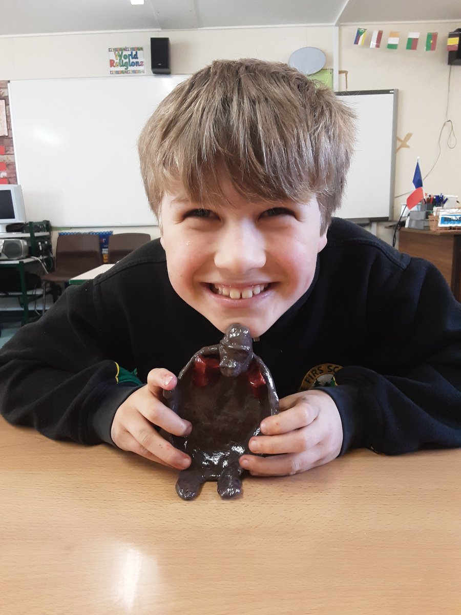 TheFirsSchool's tweet photo. Brilliant gorillas made with Mrs Kay in Extra! Extra! art this term in Y4. https://t.co/TXTLOXt0p6