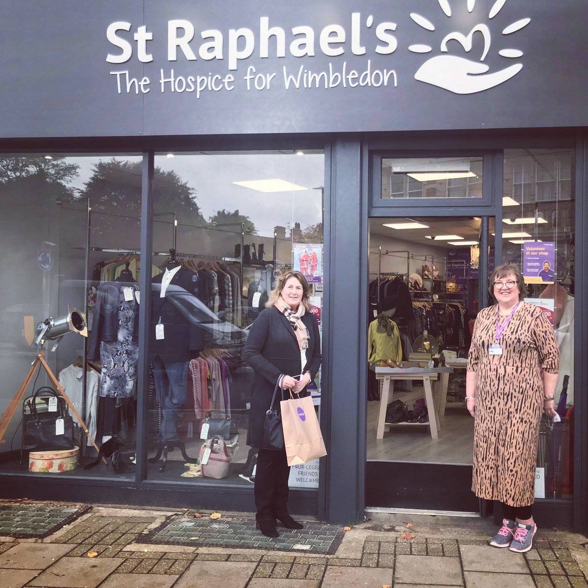 St_Raphs's tweet photo. The word about our #unique #shop in #WimbledonVillage has gone out!

Sally Hammond @SalHam1 has paid us a warm visit today.

Thank you, Sally, for your support! We've loved having you at our store.

Have you been yet?
We are open Mon to Sun 10am-5 pm. 7 High St Wimbledon Village https://t.co/gRv0PMD8G8