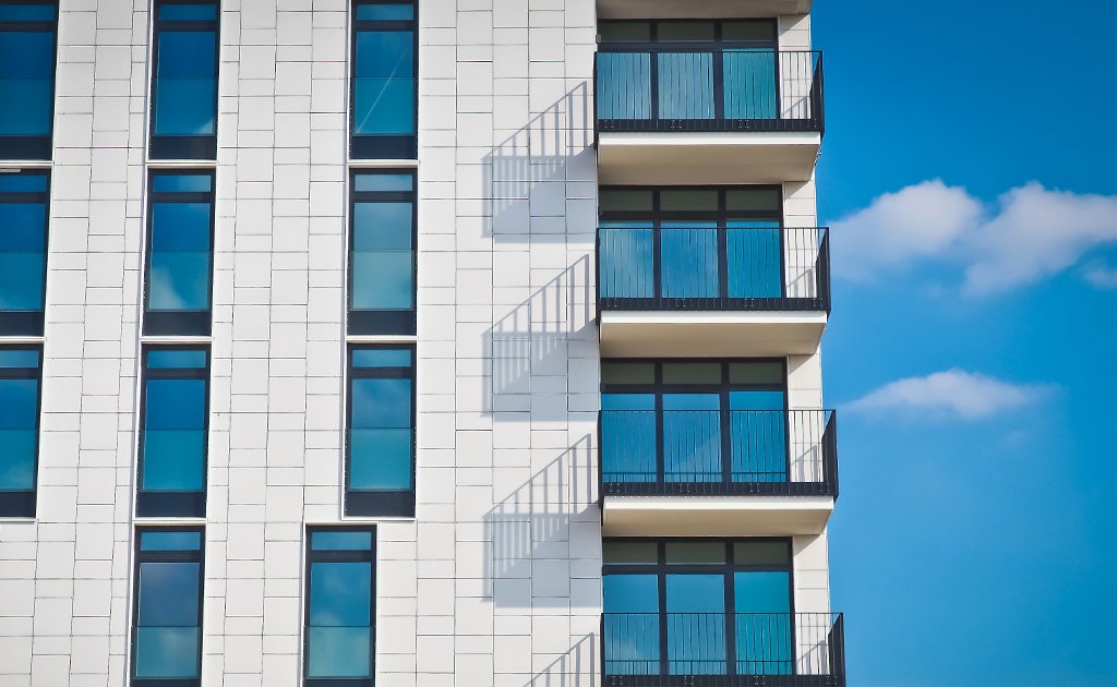 CBGInsurance's tweet photo. Looking for a layer of protection to add to your renters insurance? Look no further than #umbrellainsurance! https://t.co/3NMfWmsKxI https://t.co/fJovMF65Lp
