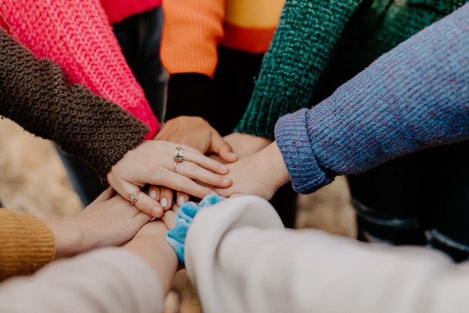 NativeEnglishES's tweet photo. #meetingtips #leadershipcommunication #virtualcommunication #zoommeetings #leadershipskills #managementskills #collaboration #teamcollaboration https://t.co/MNxV58s6UK
