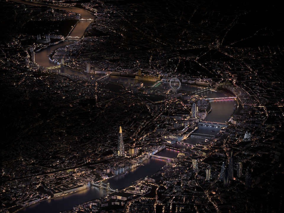 OpenCity_UK's tweet photo. Next on the pod it's all about London's bridges π
Hosts @merlinfulcher & @lara_kinneir will be talking about the architecture of London's bridges with @sgaventa, director of @IlluminatedRiv and architect Benedict O'Looney.
π Stay tuned
#OpenLondonCast https://t.co/7jtPXaG8FD
