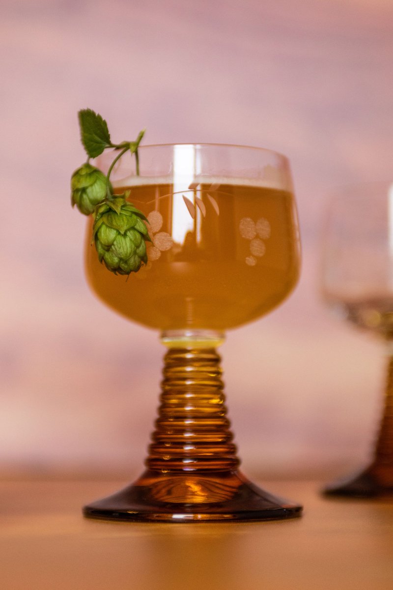 womenontap's tweet photo. THE BEER GLASS PROJECT is a movement to #reframebeer
Every week throughout October we have been sharing a set of specially commissioned photographs alongside a range of other content designed to challenge and change outdated perceptions of modern day beer
#BeerGlassProject 🍸 https://t.co/tNCOZTJOIa