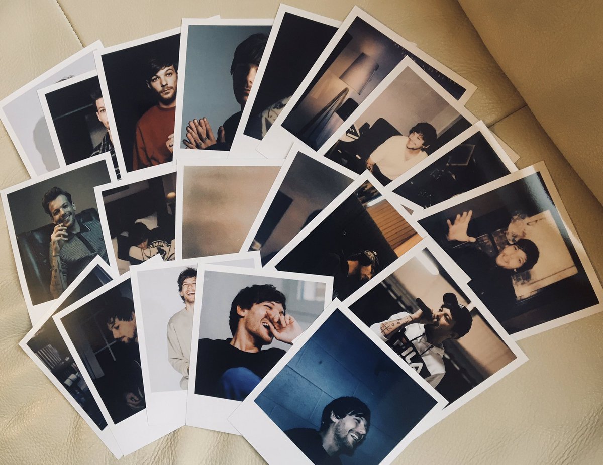 liamisourbatman's tweet photo. SONO ARRIVATE E SONO BELLISSIMEEE 😭😭🥰🥰 grazie ancora @LTItalia 💗💗#LouisAppreciationWeek https://t.co/vU1nAuMykL