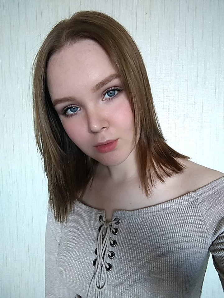 nyulia_twt_'s tweet photo. - Что произошло за год?

- Поздравляю, солнце, ты заебалась! https://t.co/6ZRfJGI9Dg