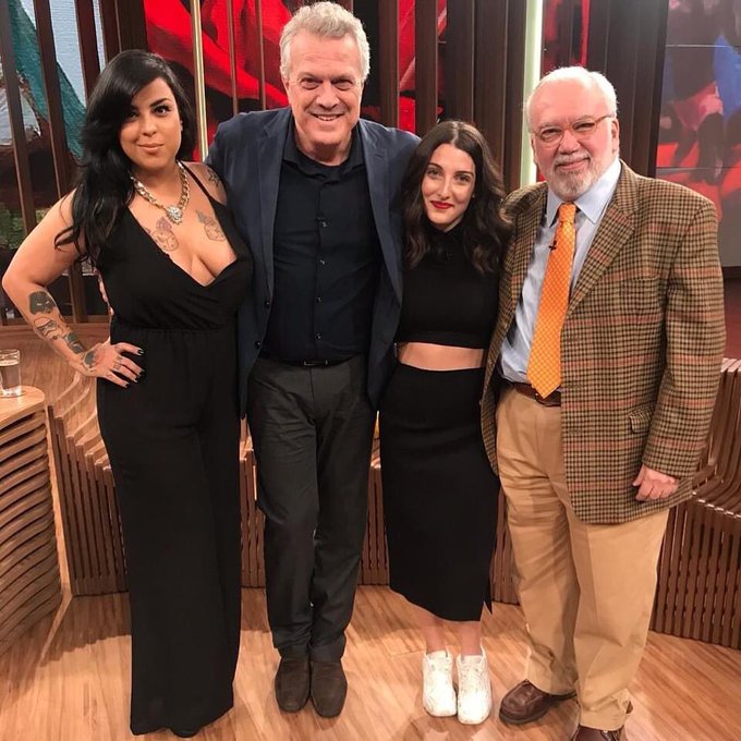 E hj q &eacute; niver da @euclarice e faz exatos dois anos q a gente foi no @conversacombial @RedeGlobo @PBiaL<a class="tags" target="_blank" title="On Twitter" href="/?out=eyJ0eXAiOiJKV1QiLCJhbGciOiJIUzUxMiJ9.eyJpYXQiOjE3MjE4OTY0MjksImlzcyI6InR3cG9ybnN0YXJzLmNvbSIsIm5iZiI6MTcyMTg5NjQyOSwiZXhwIjoxNzUzNDMyNDI5LCJyZWRpcmVjdF91cmwiOiJodHRwczovL3R3aXR0ZXIuY29tL2V1Y2xhcmljZSJ9.xZzJD14FzJCWJIUhH4uSM4XA4IxyeRihB2wZNXxBNI9RwvzegFYSrfEV-vByJ6bRB65OWfnrJHKanCdXtq1kfA">@euclarice</a><a href="/tag/pornografia"class="tags"><span>#pornografia</span></a>