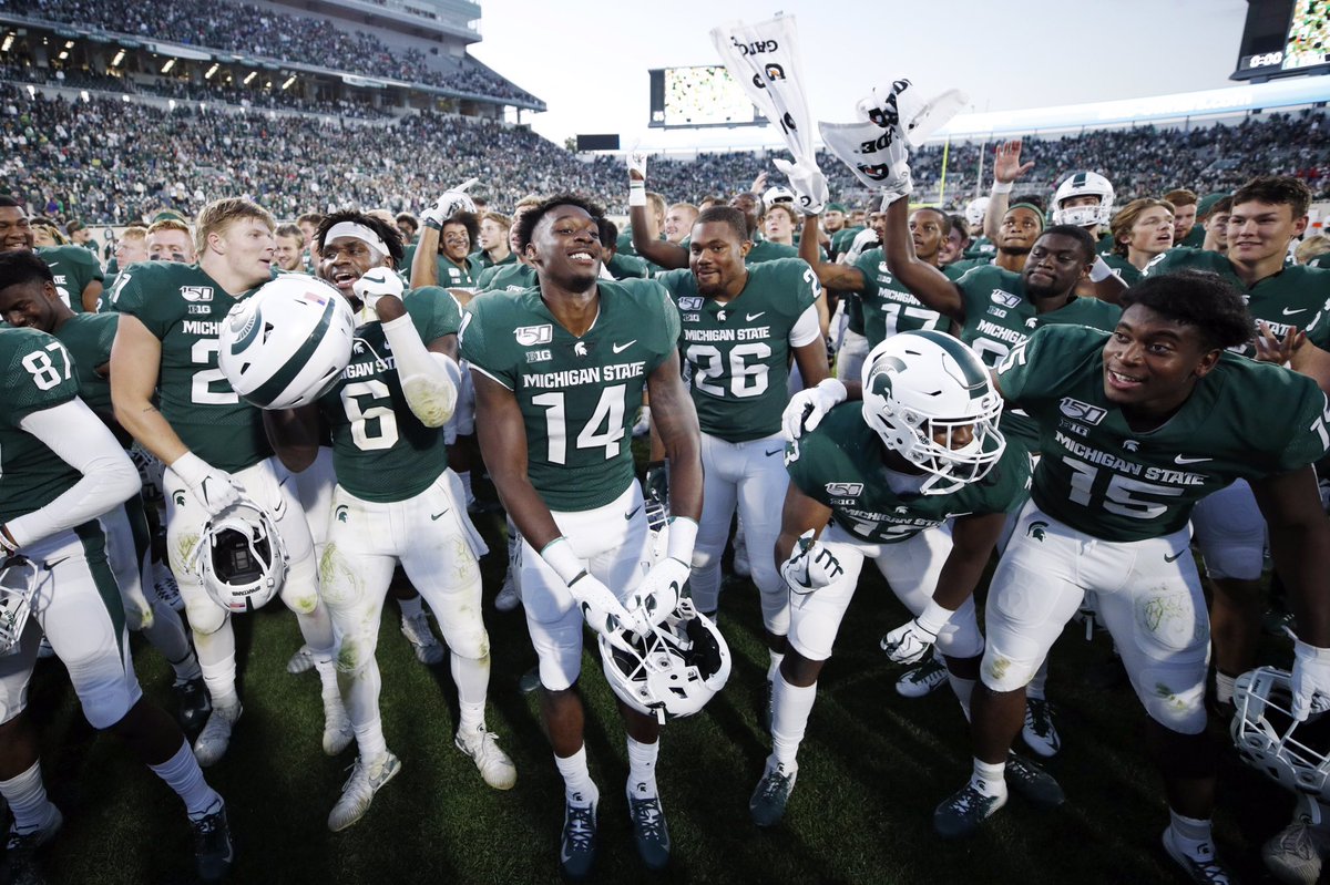 KZY_P21's tweet photo. I’m extremely blessed to receive an offer from the Michigan state university 🙏🏾‼️@McCallieSports @ColeBrown_MSU @CSmithScout @BallHawkU @BuckFitz @CoachKenLucky @cosimp4real @NatlPlaymkrsAca @TNGridironScout @Flightclub1 @MVPFA2016 @DreamTeam7v7 https://t.co/GCENfVKZcF
