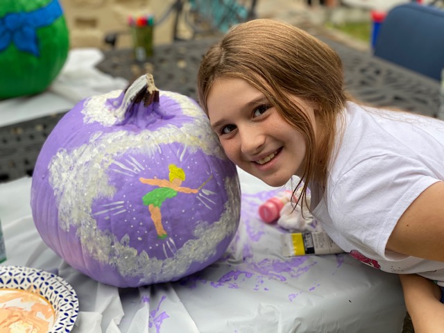 ProspectHill17's tweet photo. Our pumpkins are coming in for our Literary Pumpkin Patch...the creativity is amazing @ProspectHill17 @PelhamSchoolsNY https://t.co/RwYyQFX8Dx