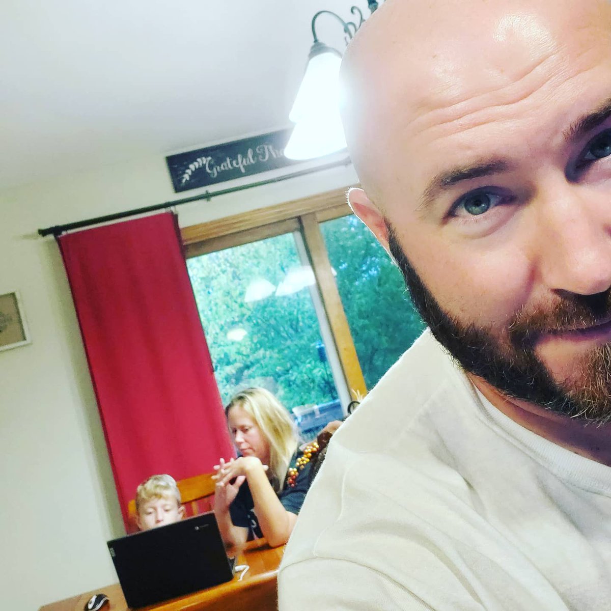 derekrenz's tweet photo. Apparently, I've lost my job as building #PrinciPAL the Assistant @CorieRenz has stepped in... #elearning #ptconferences #gcntraining https://t.co/qGWDBOFehR