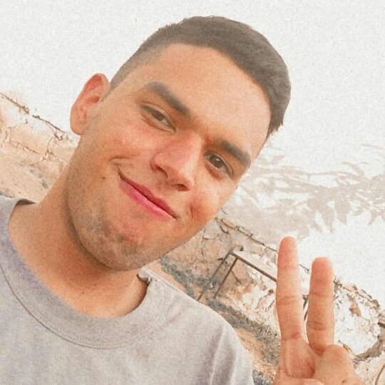 MarcosO24255541's tweet photo. #NuevaFotoDePerfil https://t.co/4ga1Vts95F