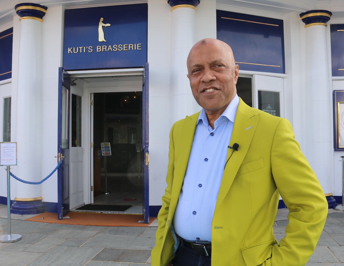dailyecho's tweet photo. Restaurant offers free meals to kids after call from Rashford https://t.co/vjyDQaRxhk https://t.co/Ng9aoZNRuv