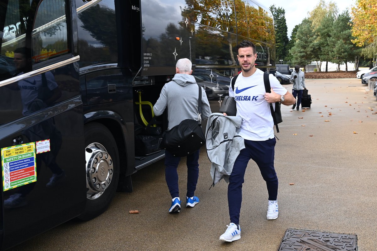 ChelseaFC's tweet photo. Manchester, we're on our way! 📍🗺

#MUNCHE https://t.co/rwmRgSWl2P