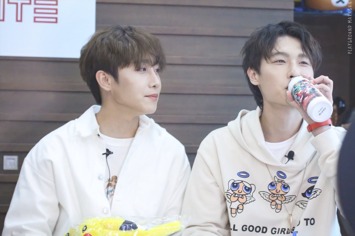 playgroundMG's tweet photo. ลาคืนนี้ด้วยรูปนี้ละกันนน ฝันดีฮับบบ 😘

@Mmarksiwat @gunnapatn 🖤💛

#หัวใจศิวัช #AmmoforGN 
#magusMG 
#IGNITExMarkGun https://t.co/X5UBXrHXbD
