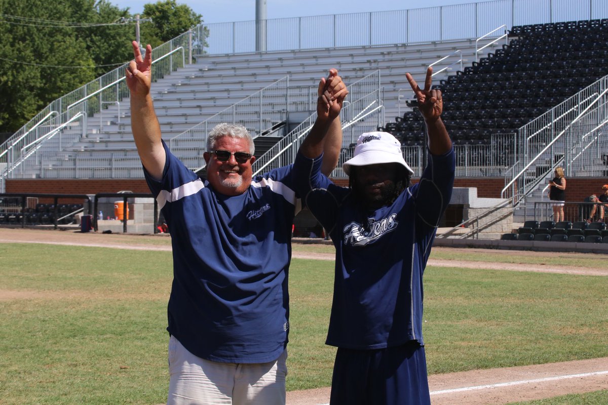 We are all so sad that we lost one of our own last night Big Ro Coleman my brother best friend some one I could agree to disagree with and at the end of the day say I love ya man. Please say prayers for Little Ro and Jay and all the rest of us that loved Ro so much.