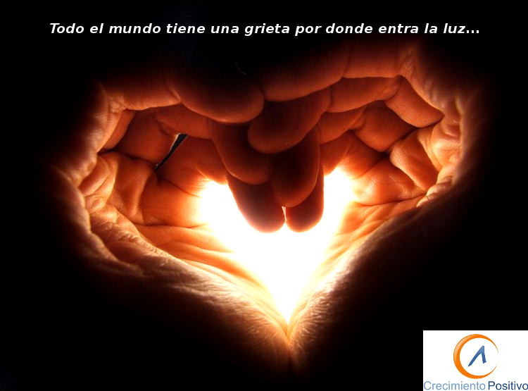 CrecimientoPos's tweet photo. Todo el mundo tiene una grieta por donde entra la luz... https://t.co/pSzFu5Z3bY