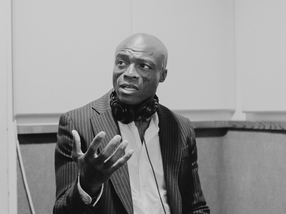 Seal's tweet image. There is someone out there who needs to hear your story..from YOU. Share your life, light, and love💫

#sealmusic #kissfromarose #humanitarian #subjectlight #cleareyes #fullhearts #cantlose #mindmotivation #healthyhappylife #humanbeings #cleareyesfullheartscantlose #kissfromarose