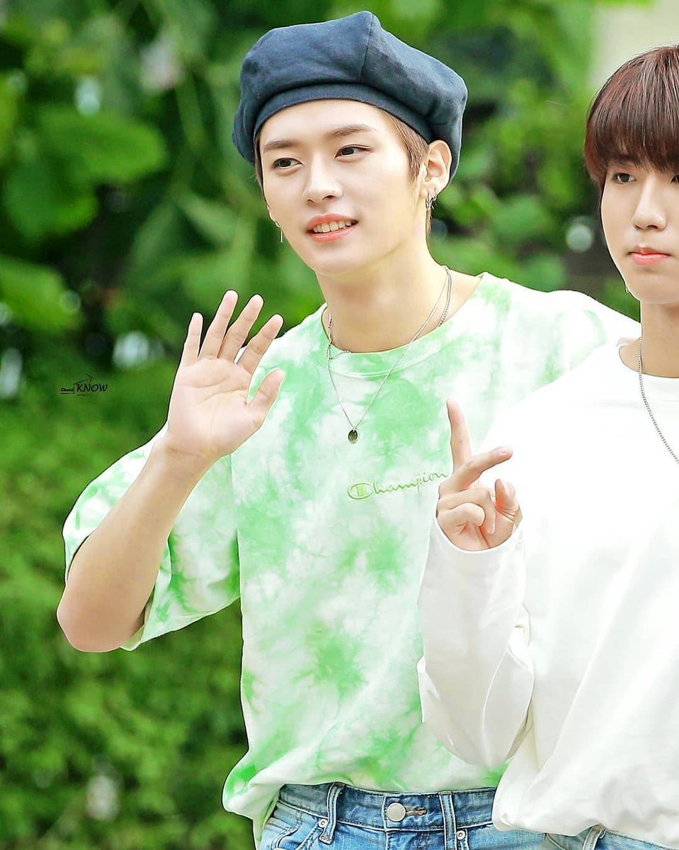hourleeknow's tweet photo. . #Leeknow #리노 #스트레이키즈 #LeeKnowUnreachableVisual @Stray_Kids https://t.co/ZbkMDFmQkz