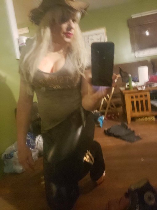 Are these too small? #bigtits #crossdresser #cowgurl https://t.co/bj5769K5UD<a href="/tag/bigtits"class="tags">#bigtits</a><a href="/tag/crossdresser"class="tags">#crossdresser</a><a href="/tag/cowgurl"class="tags">#cowgurl</a>