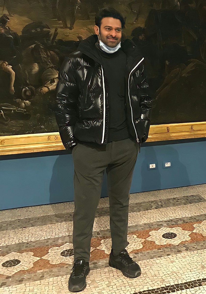 pubzudarlingye's tweet photo. #Prabhas. At Museum of cinema in Italy 
Dapper &amp; Chic in black.
#HappyBirthdayPrabhas https://t.co/WZ5vjNP4UE