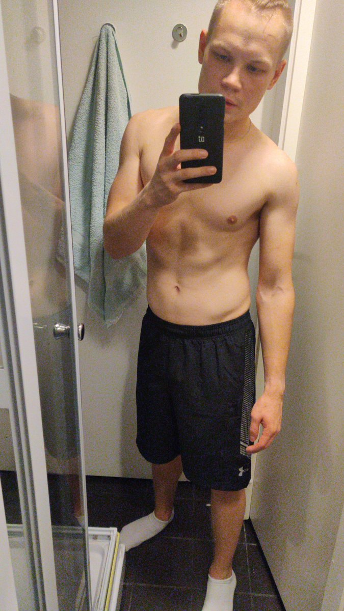 CrispyRice4's tweet photo. No excuses, take the pain, get it done. Rinse and repeat 💯 #BodyProgression #streetworkout https://t.co/ofr2MK6ffv
