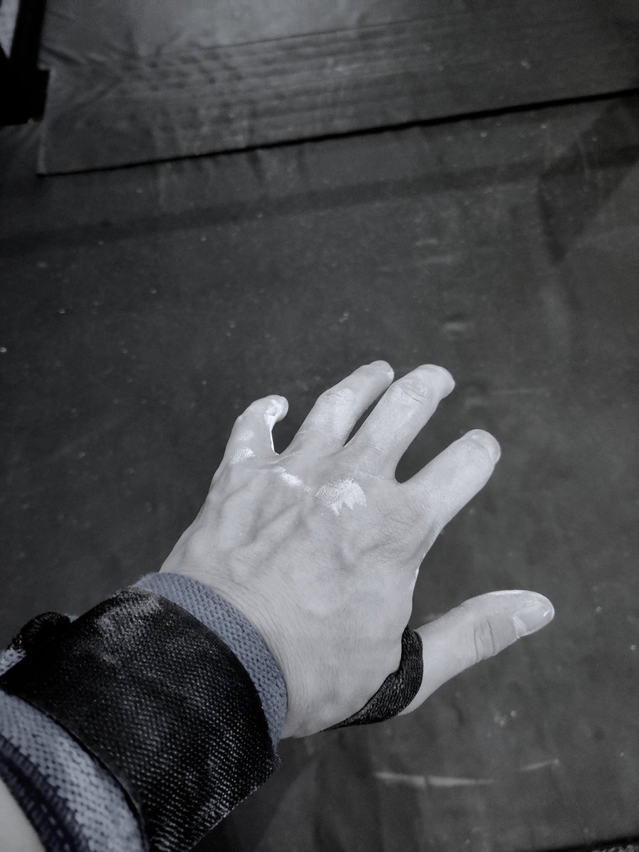 CrispyRice4's tweet photo. No excuses, take the pain, get it done. Rinse and repeat 💯 #BodyProgression #streetworkout https://t.co/ofr2MK6ffv
