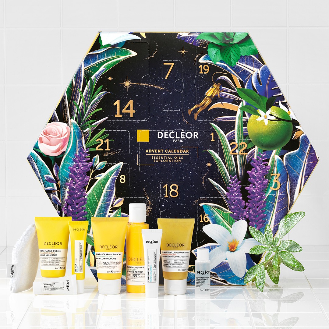 Looking for a gift from you to you this Christmas? 🎁🎄🎅

Spice up your festive countdown with the @Decléor INFINITE SURPRISES Advent Calendar 😍

Pop into our Boutique on your next visit to Center Parcs to get yours.                               
#aquasana #decleor #christmas