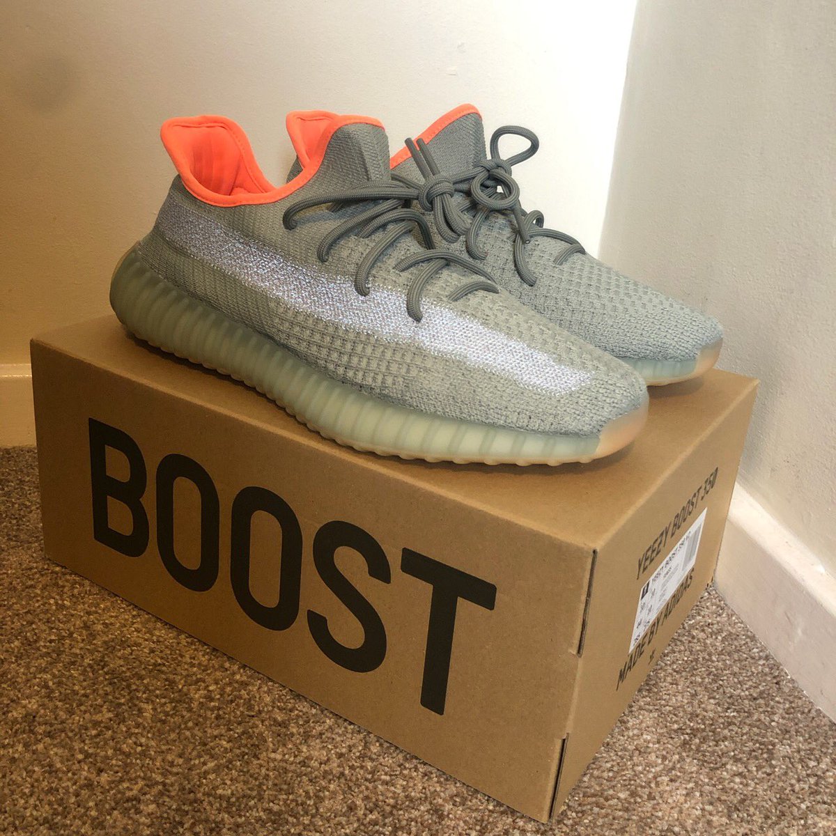 BenzieSells's tweet photo. Yeezy Boost 350 V2 Desert Sage
UK10

📥 DM For Price

#Yeezy #YeezyBoostv2 #yeezyBoost #YeezyForSale #HypeShoe #Hypebeast #Hype #SneakerHead #Sneakersforsale #Depop #DepopSeller #DepopCommunity https://t.co/80EDZUSfzA