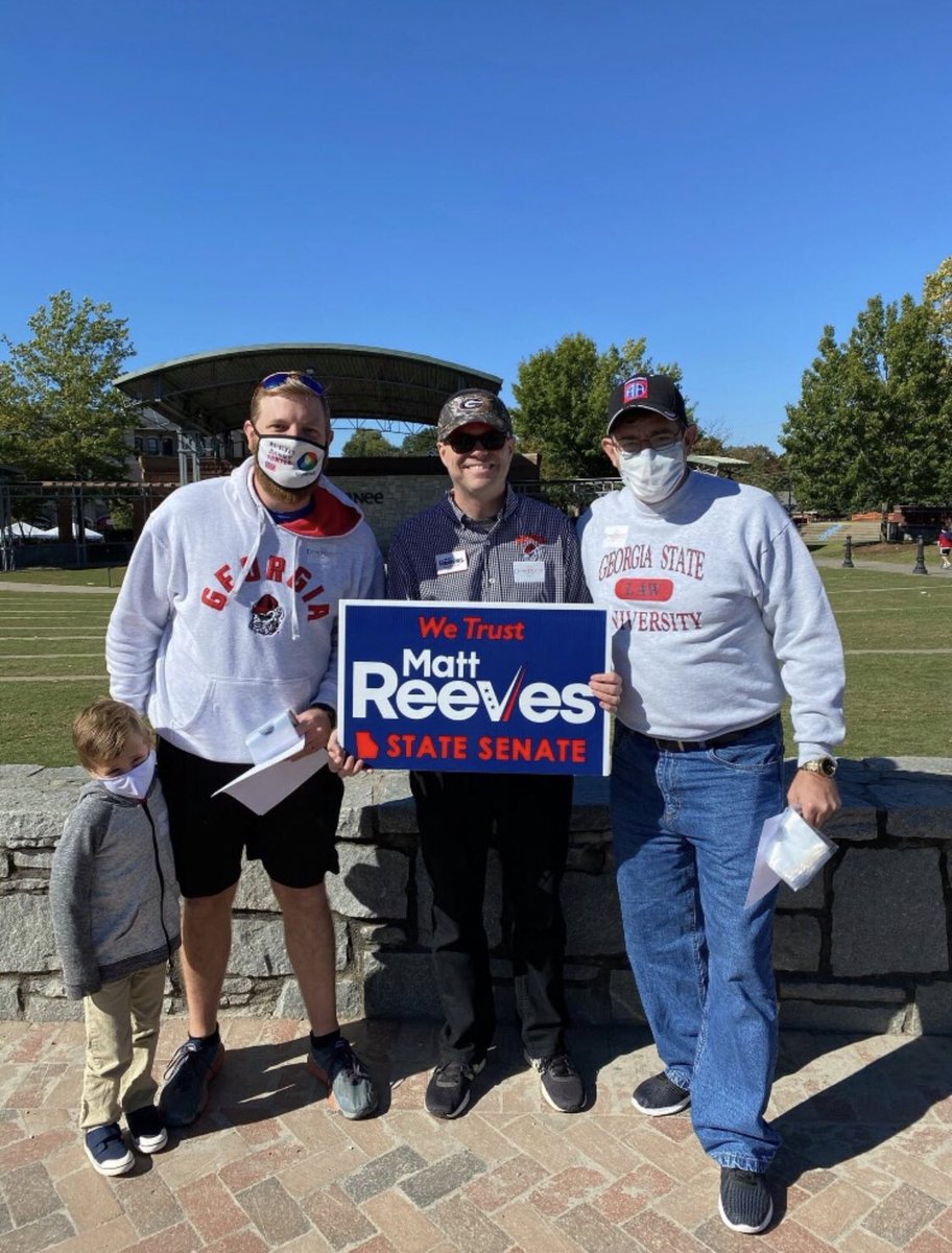MattReevesGA's tweet photo. Please join me at Rexall on Buford Highway in Duluth this Saturday, Oct. 24 from 10:30 am to 12:30 pm to take a picture to endorse me on your social media and/or to get a voter turnout list. Early Vote this weekend, including Sunday Voting. https://t.co/Ceb4hulBew https://t.co/hwetEFGGw1