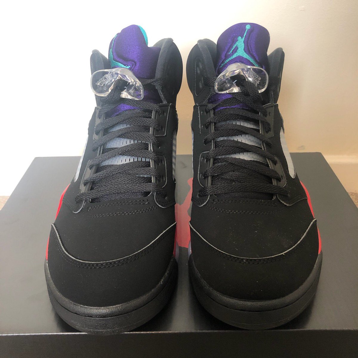BenzieSells's tweet photo. Nike Air Jordan 5 “Top 3”
UK 10

#Jordan #AirJordan #JordanBrand #NikeAirJordan #Jordan4 #JordanBrand #NikeSneakers #Sneakers #SneakerHeads #HypeSneakers #Hype #HypeShoes #Copped #InTheBag #Jordan5 https://t.co/dxus73dZws