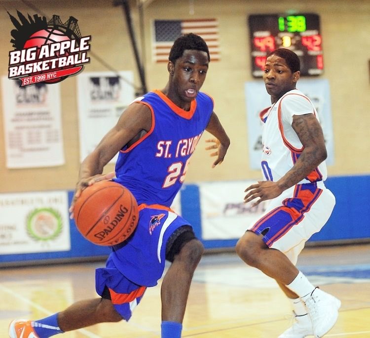 bigapplebball's tweet photo. FBF Sat, Jan 18, 2010 • Former #StRays guard, #DevinBrooks in action vs. #Cardozo in the #BABInvitational • #NYC #GuardPlay #BigAppleBasketball #AttackTheBasket #CHSAA #PSAL #HighSchoolBasketball https://t.co/qb4aIMKtQp