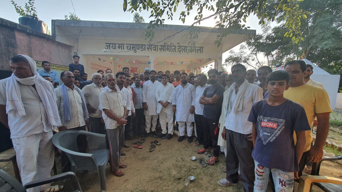 atulpradhansp's tweet photo. #अमरोहा की विधानसभा #नोगावां_सादात के उपचुनाव के लिये गाँव भोपुरा तैया केला नगला, डोराय में समाजवादी पार्टी एव राष्ट्रीय लोकदल के संयुक्त प्रत्याशी #मौलाना_जावेद_आब्दी को विजय बनाने के लिये जनसम्पर्क निरंतर जारी
#श्री @yadavakhilesh ज़िंदाबाद
#Amroha #Nogava_sadat #Byelecation https://t.co/DCWE0bpDuv