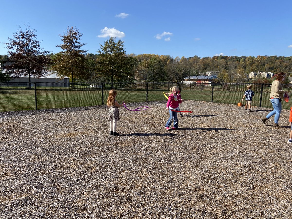 Happy Friday, Cohort B students! Seeing you happy here is a great way to close out our first hybrid week together!  #EbbEmergeStronger #EbbmergeStronger #ebbvalley #eveeagles