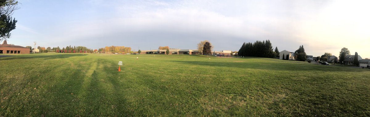 CoachQuartier's tweet photo. Frisbee golf success this morning 🥏🥇so nice to get outside &amp; learn new activities! Kiddos are LOVING it #PhysEd #HOLEinONE #birdie https://t.co/Kqh9kJnlt5