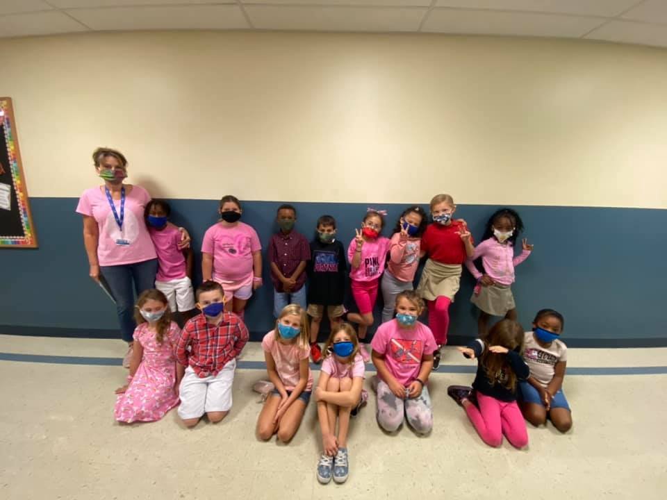 WatersetLightn1's tweet photo. Thank you to everyone who participated in our Win for Wellness Breast Cancer Awareness dress down day! #WCSLeads @LTMorris_EDU @EddieRuiz531 @Marilor36138965 @drdchristiansen @NateMariano2 #CSUSAProud https://t.co/1XXQHQ66rf