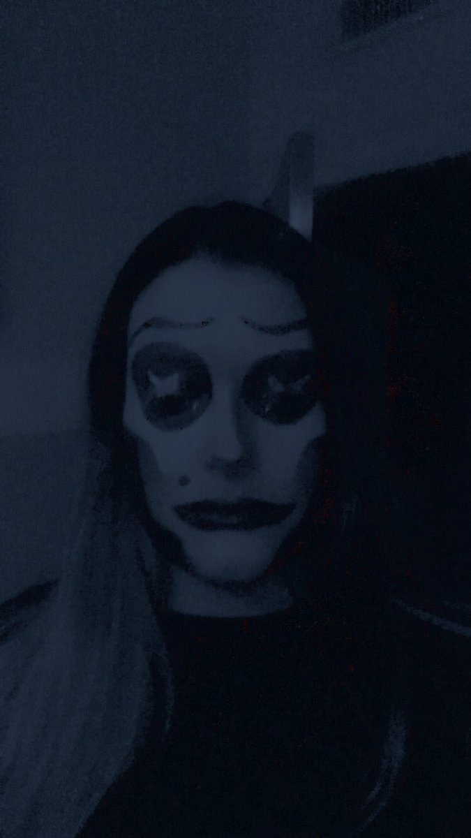 sweetsunhabit28's tweet image. #LPCostumeComp #LPMakeupComp #LPShowact3 @LiamPayne