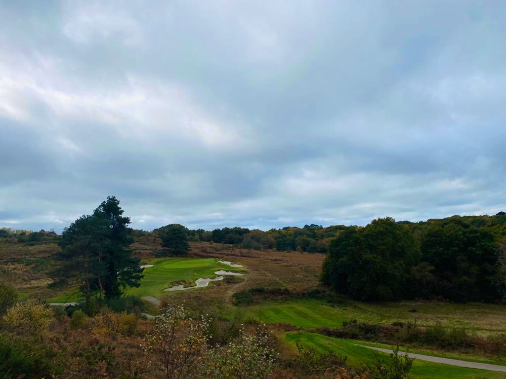 Adam98Jackson's tweet photo. Nearing a month at @broadstonegc and loving it! Some amazing views here!😍 Rainfall really helping along with some definition on our tees with the new @sportsmetals brushes. Course renovations starting next week🥳 #bestmoveever #raisingthestandards 

Photo credits: @BroadstoneCm https://t.co/xdz5AMRxEI
