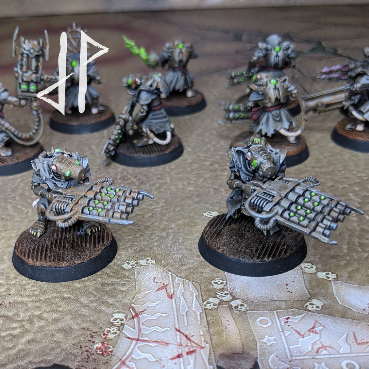JPMiniatures's tweet photo. Next of the close ups are the elite pi-rats with heavy weaponry (count as #thunderers) https://t.co/ebYPxIU2AU