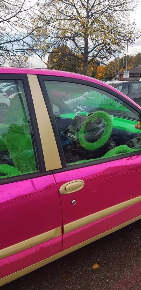 officialenzari's tweet image. Freaky Friday anyone?! Thanks to Reece for sending us these snaps of a very weird Fiat Multipla⁉️ Enzari.com #cars #fiatfriday #autos #freakyfriday #motors #fiatmultipla #enzari