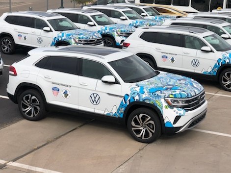 ActiventMktg's tweet photo. Thanks to @VW, the winter fleet is ready to hit the slopes for the 2020/2021 @thesnowpros ski and snowboard season! Thank you @FinelineCO for doing a great job on the #VWAtlas wraps. #Ad
#VW #PSIA #vehiclewraps #winter https://t.co/vvexq5DspT